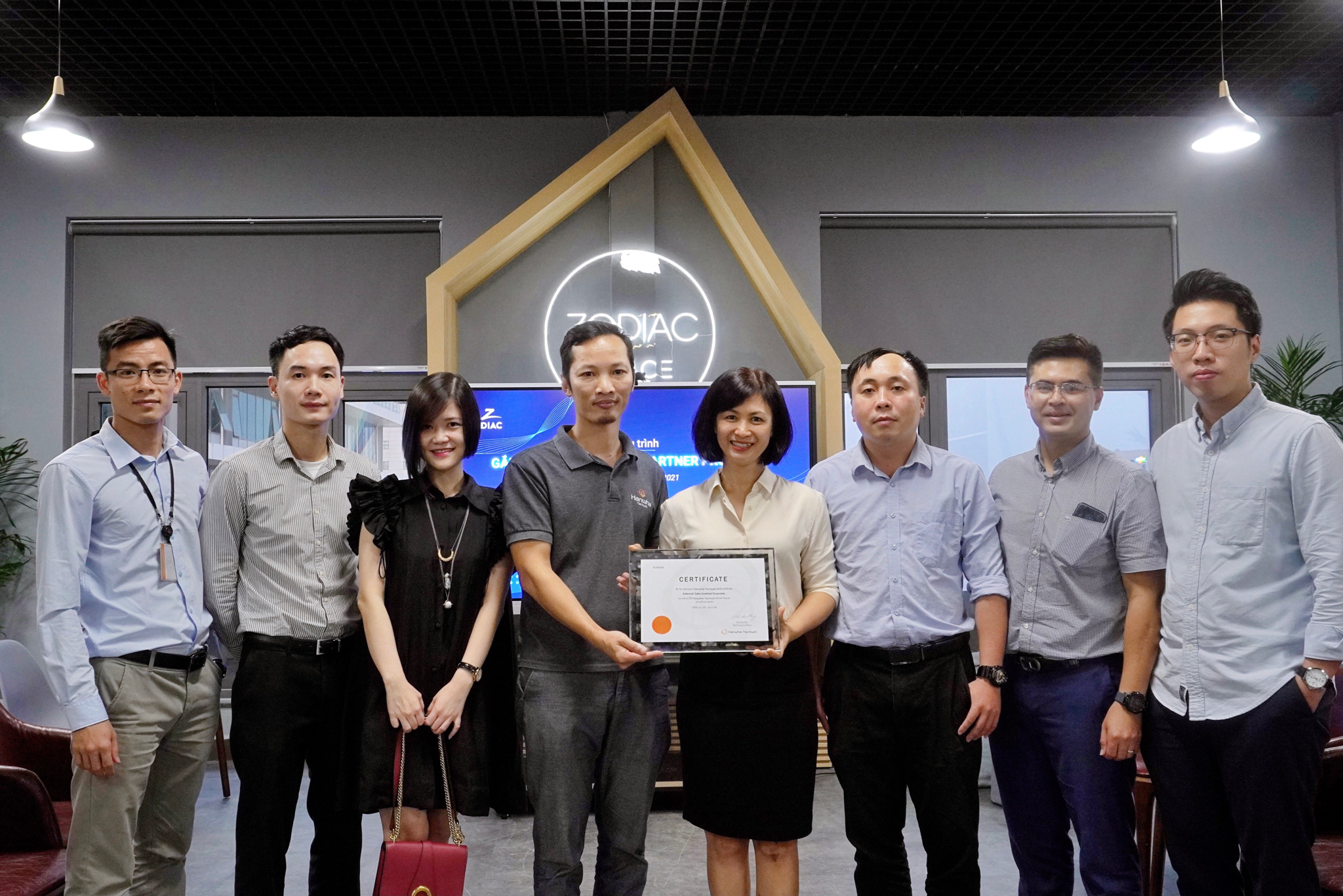 Hợp tác Zodiac - Hanwha Techwin