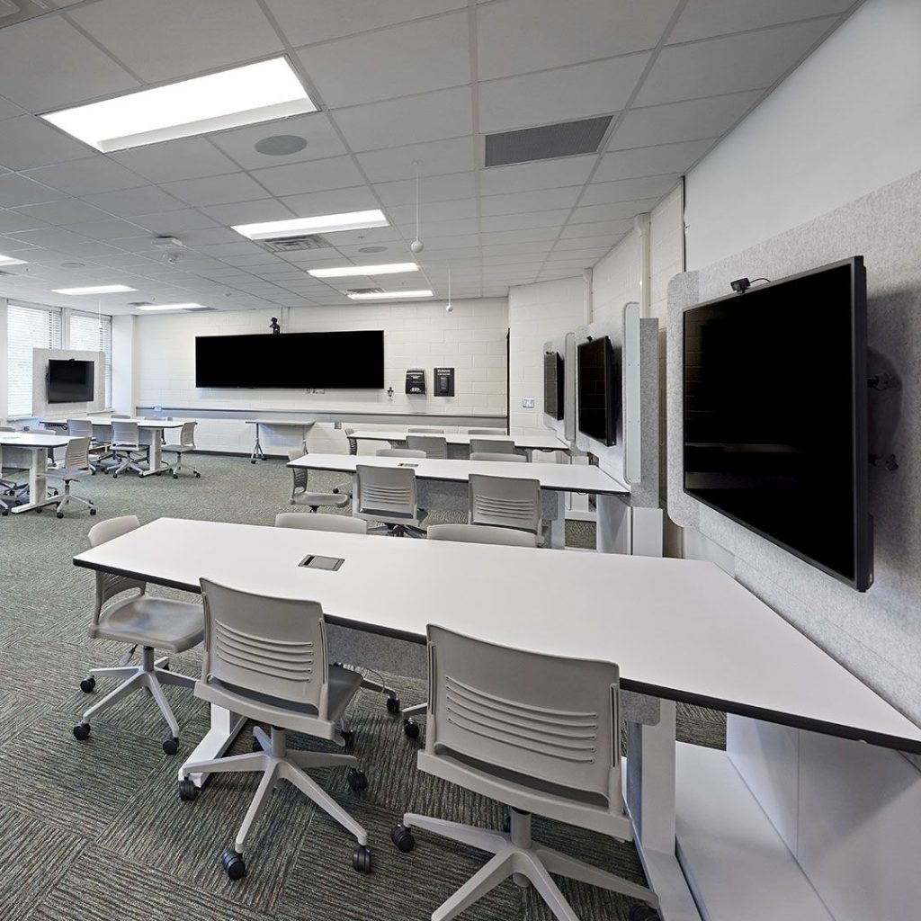 legrand-case-study-lop-hoc-thong-minh-truong-dai-hoc-purdue fort wayne